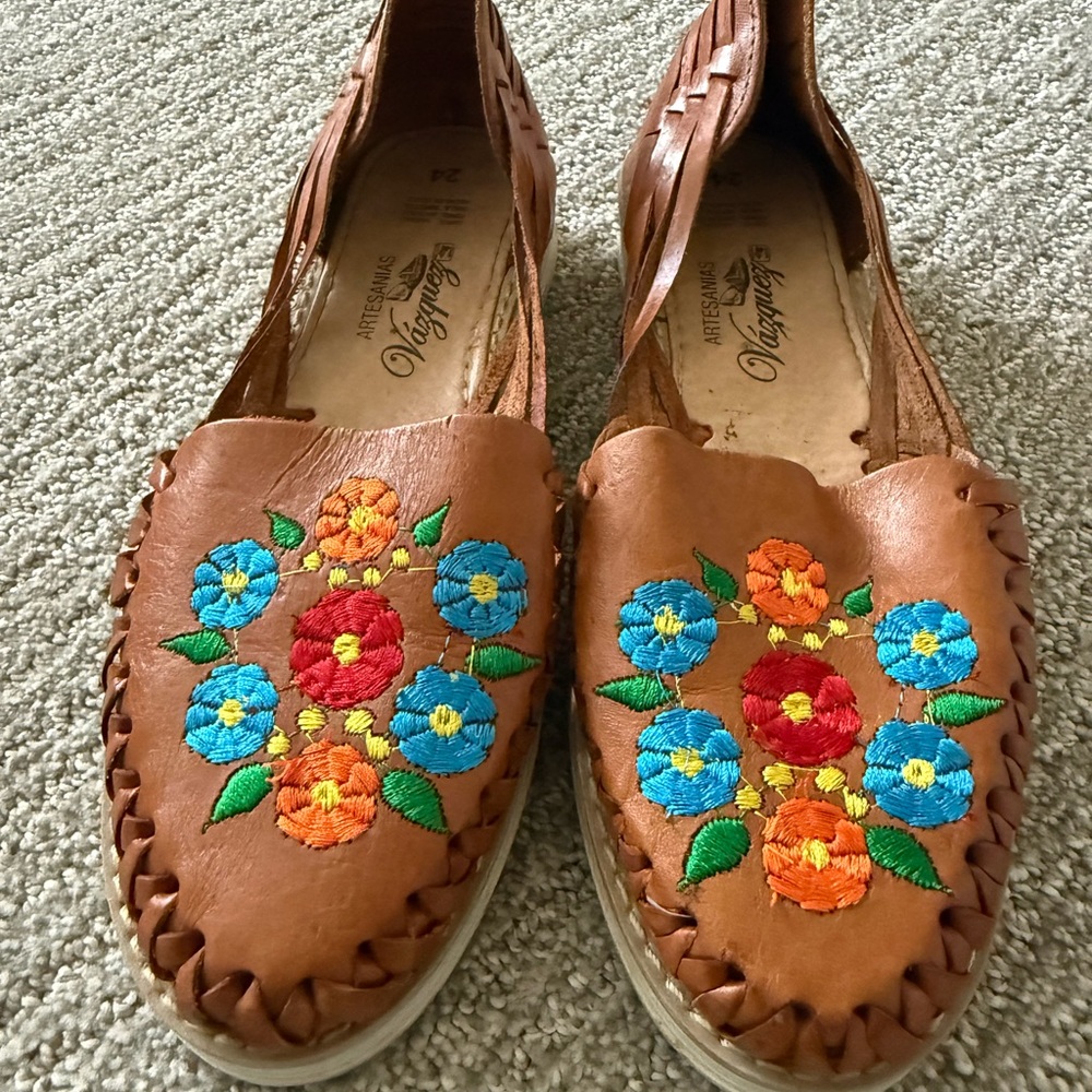 Colorful Floral Embroidered Moccasins